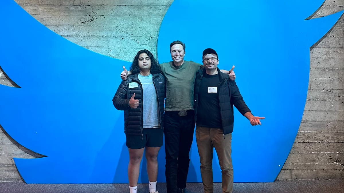 Elon Musk with Twitter employees