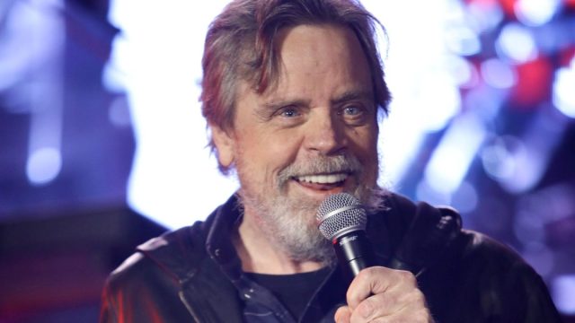 Mischievous Mark Hamill Confirms a Hilarious Trading Card Signing As His Handiwork - Vimarsana News