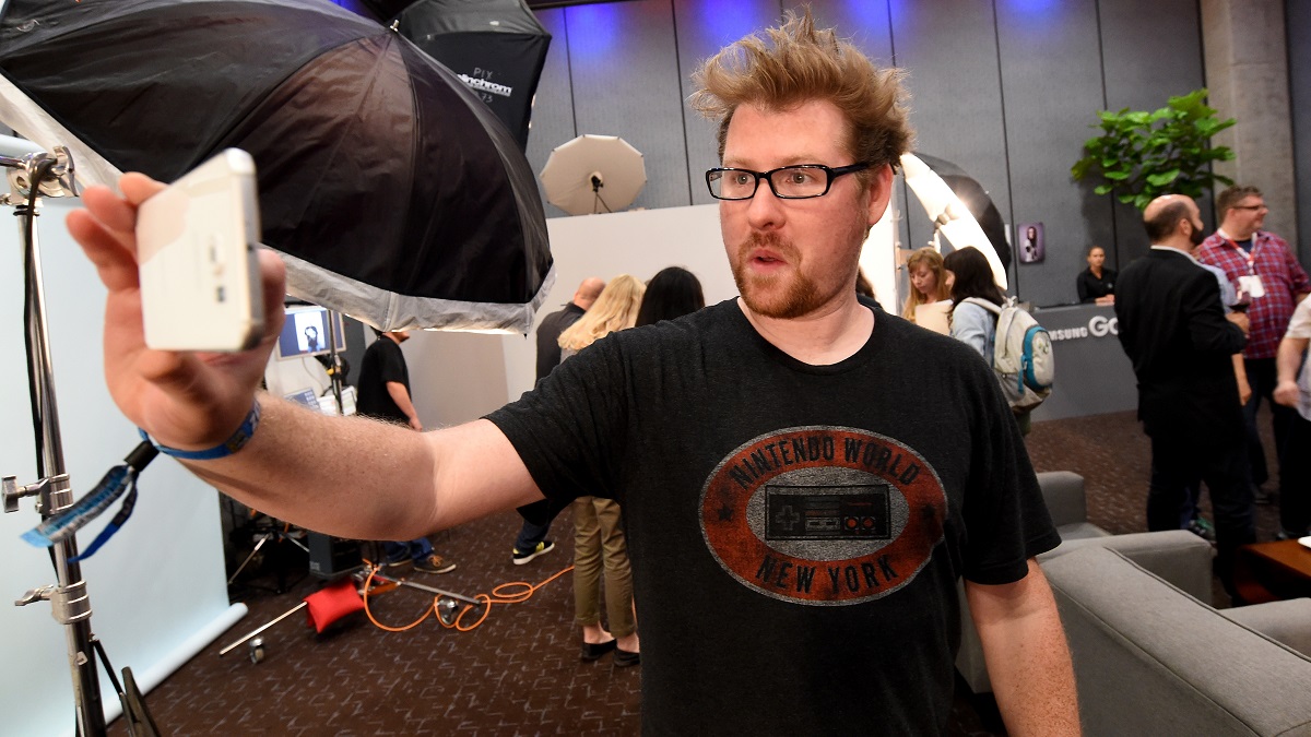 SAN DIEGO, CA - JULY 10: Creator Justin Roiland of "Rick and Morty" takes a selfie at the Getty Images Portrait Studio powered by Samsung Galaxy at Comic-Con International 2015 at Hard Rock Hotel San Diego on July 10, 2015 in San Diego, California.
