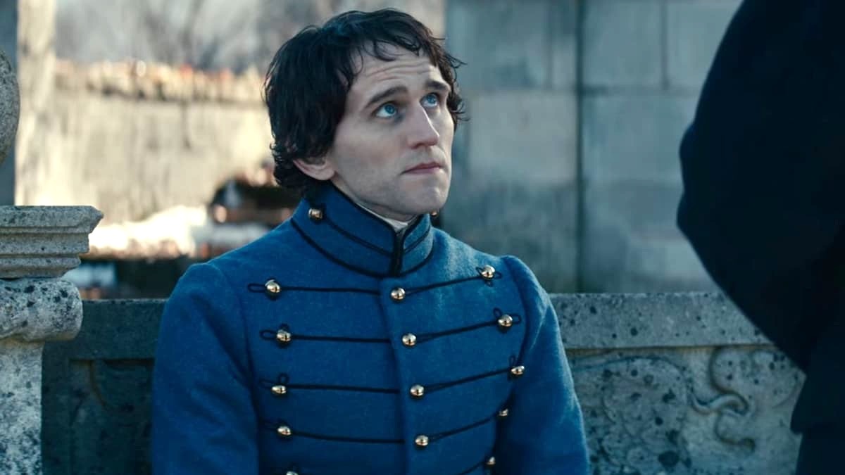 Harry Melling ('The Pale Blue Eye') video interview - GoldDerby