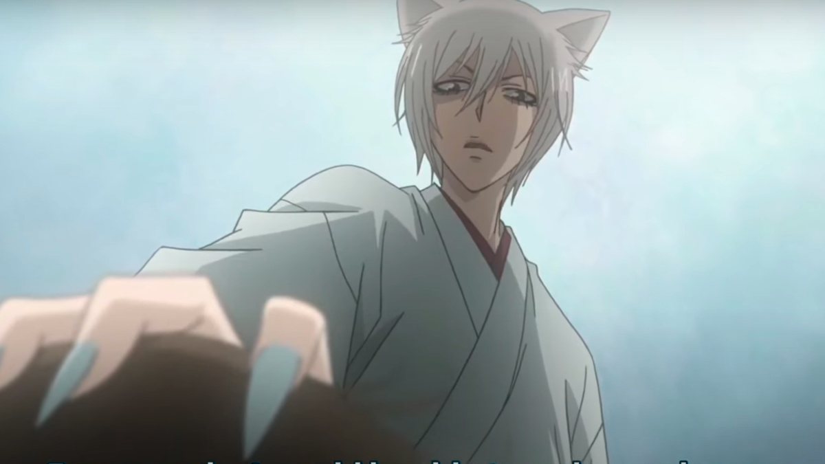 Tomoe stands tall in Kamisama Kiss.