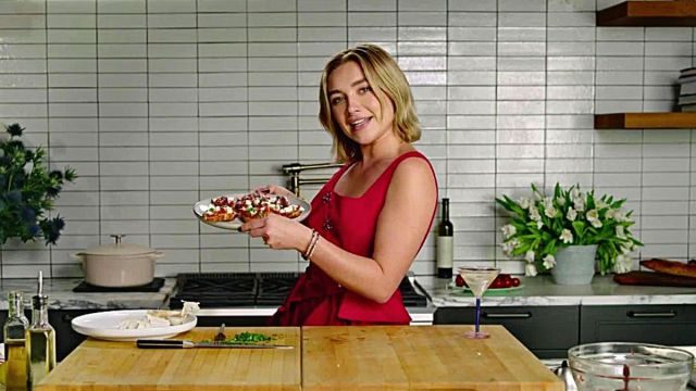 Florence Pugh Says Her MCU Role Had the Indie Film Community 'Pissed' - Vimarsana News