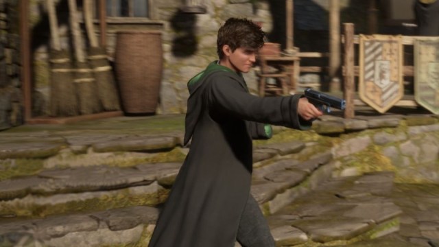 'Hogwarts Legacy' Mod Ditches Wands for Something With a Lot More Firepower - Vimarsana News