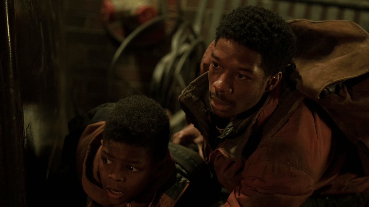 Lamar Johnson and Keivonn Woodard Henry and Sam in 'The Last of Us' Episode 5