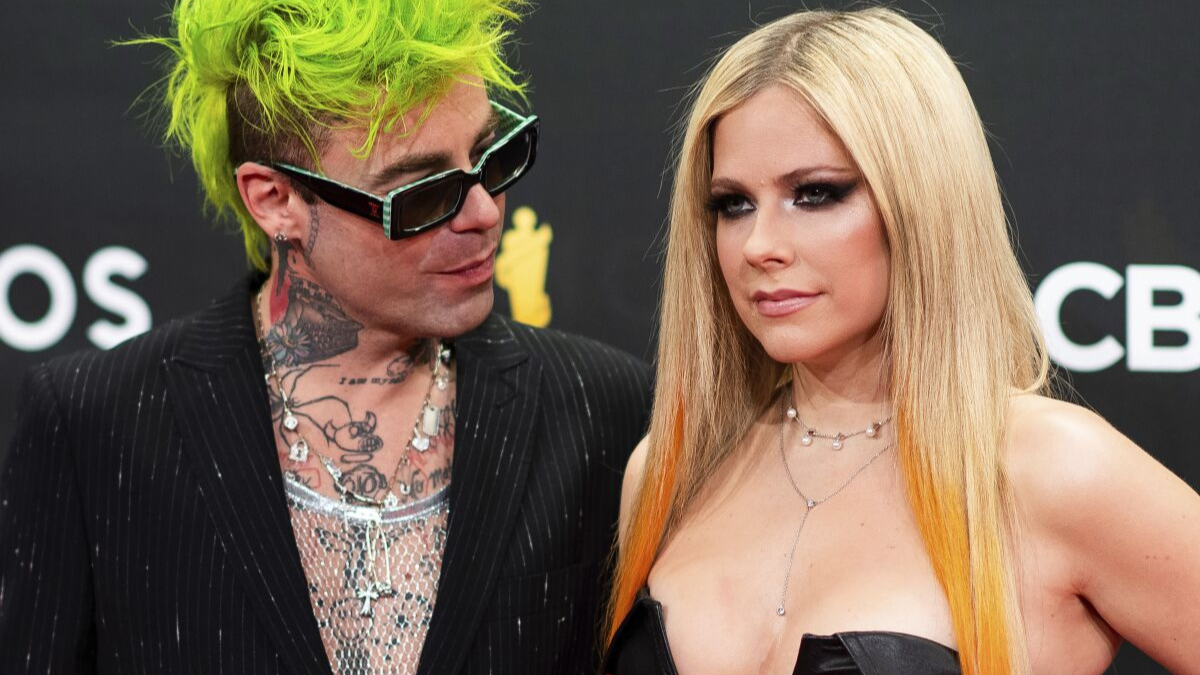 Is Avril Lavigne Married? Avril Lavigne's Dating History from Brody Jenner  to Mod Sun