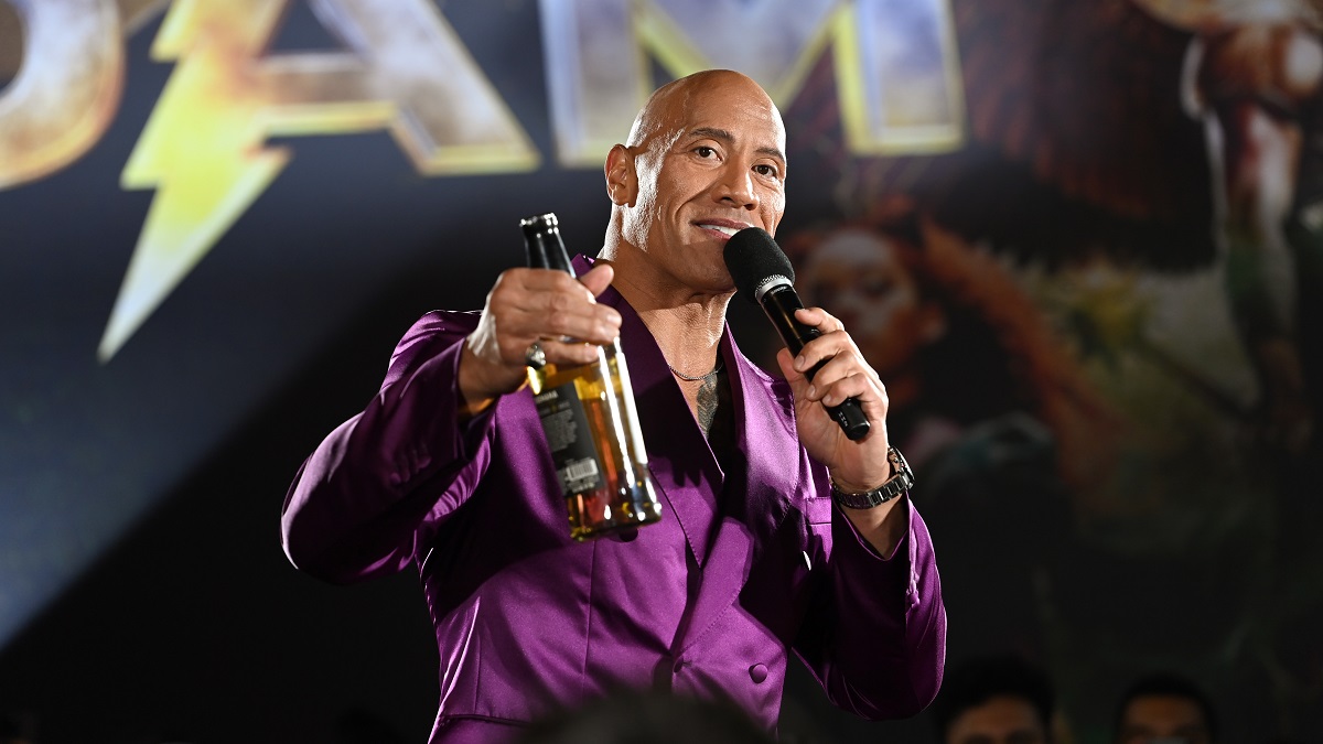 Dwayne Johnson Pays Tribute to a Late Pro Wrestling Legend