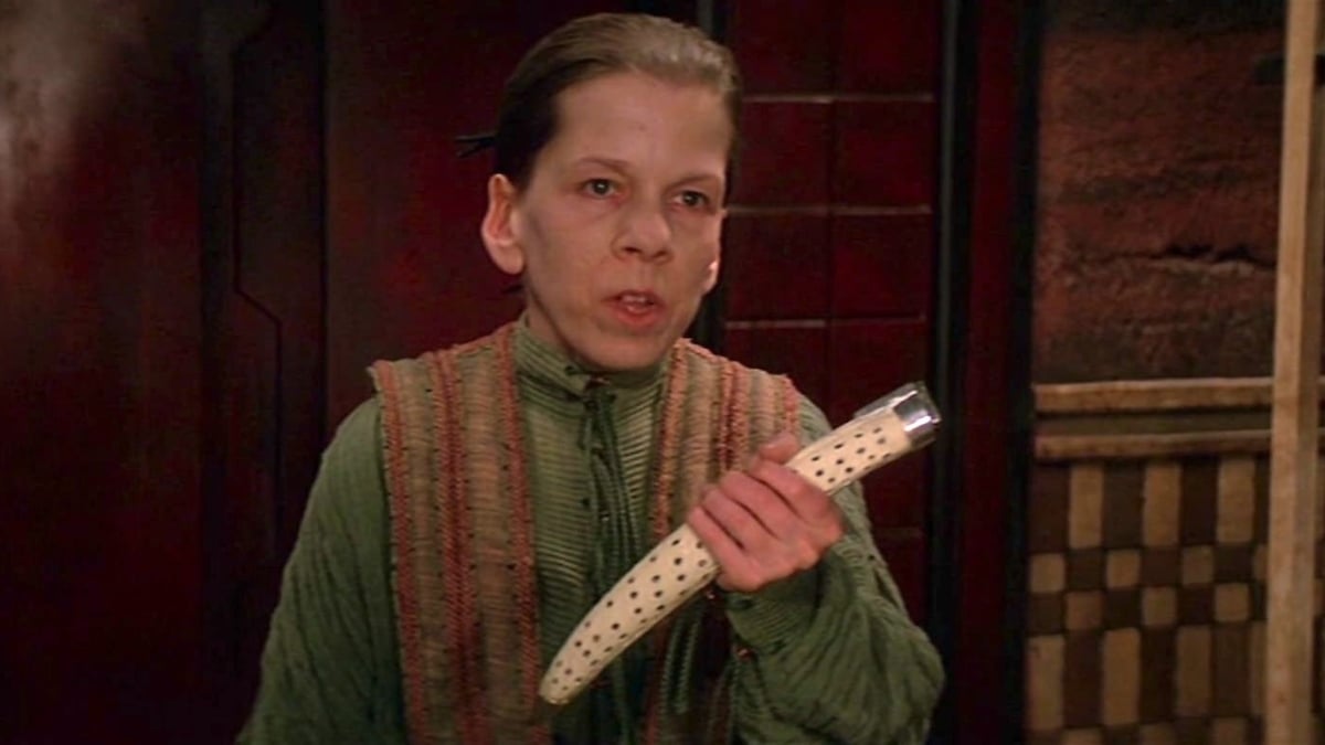 Linda Hunt in Dune