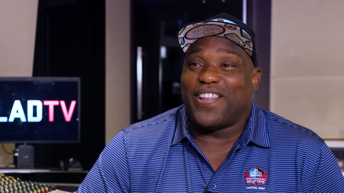 Warren Sapp Weighs In On Who Will Win The Super Bowl This Sunday