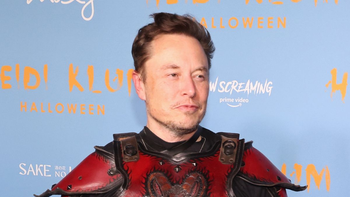 Elon Musk Gives Everyone a Reminder on Why He Isn’t a Scientist in AI ...