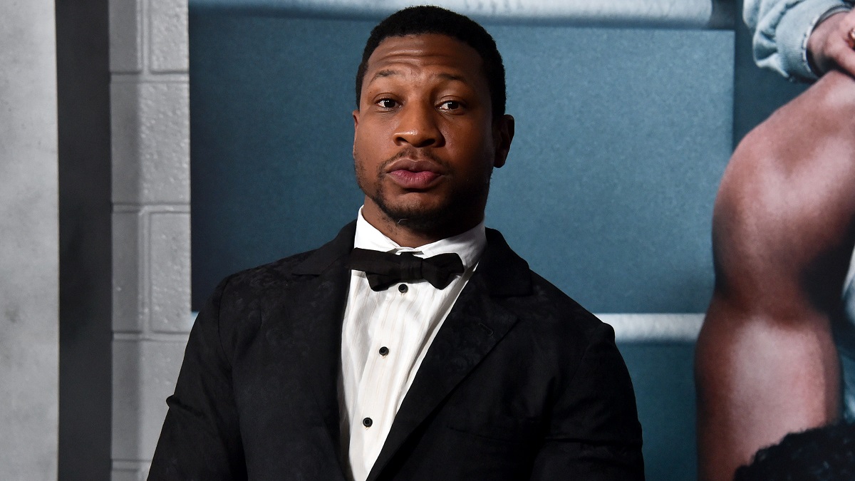HOLLYWOOD, CALIFORNIA - FEBRUARY 27: Jonathan Majors attends the Los Angeles Premiere of "CREED III" at TCL Chinese Theatre on February 27, 2023 in Hollywood, California.