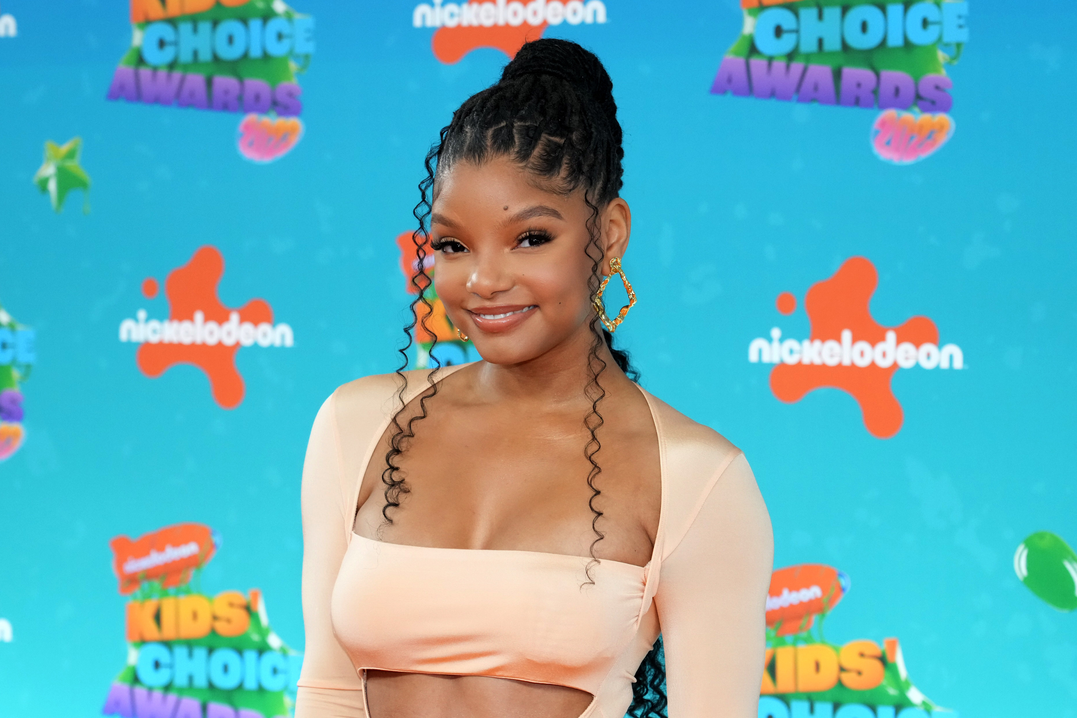LOS ANGELES, CALIFORNIA - MARCH 04: Halle Bailey attends Nickelodeon's 2023 Kids' Choice Awards at Microsoft Theater on March 04, 2023 in Los Angeles, California. 