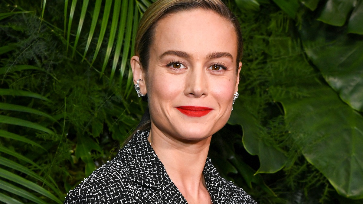 BEVERLY HILLS, CALIFORNIA - MARCH 11: Brie Larson, wearing CHANEL attends the CHANEL and Charles Finch Pre-Oscar Awards Dinner on March 11, 2023 in Beverly Hills, California.