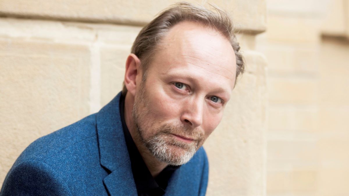 Lars Mikkelsen ator no filme A CARETAKER'S TALE no 60º Festival Internacional de Cinema de San Sebastian (Foto de MEDALE Claude/Corbis via Getty Images)