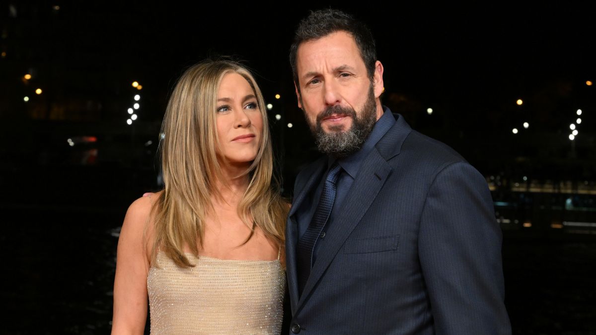 Adam Sandler and Jennifer Aniston name the most likely culprit in a ‘Friends’ whodunnit