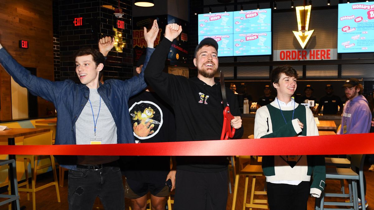 MrBeast Requests Fans Fix Feastables Displays in Walmart, Sparking ...