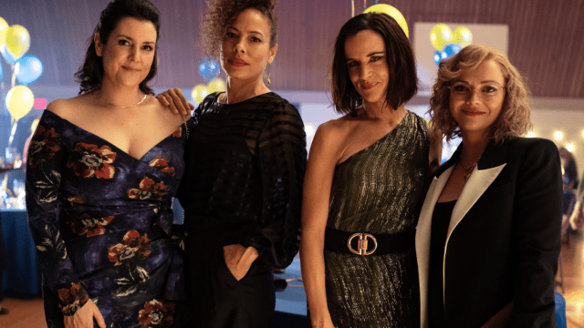 'It Divided Us as a Cast': Simone Kessell Gets Real About the Biggest Twist in 'Yellowjackets' Season 2 Finale - Vimarsana News