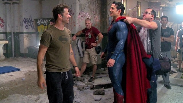 Zack Snyder Reveals a Snyderverse Comic Was Once in the Works - Vimarsana News