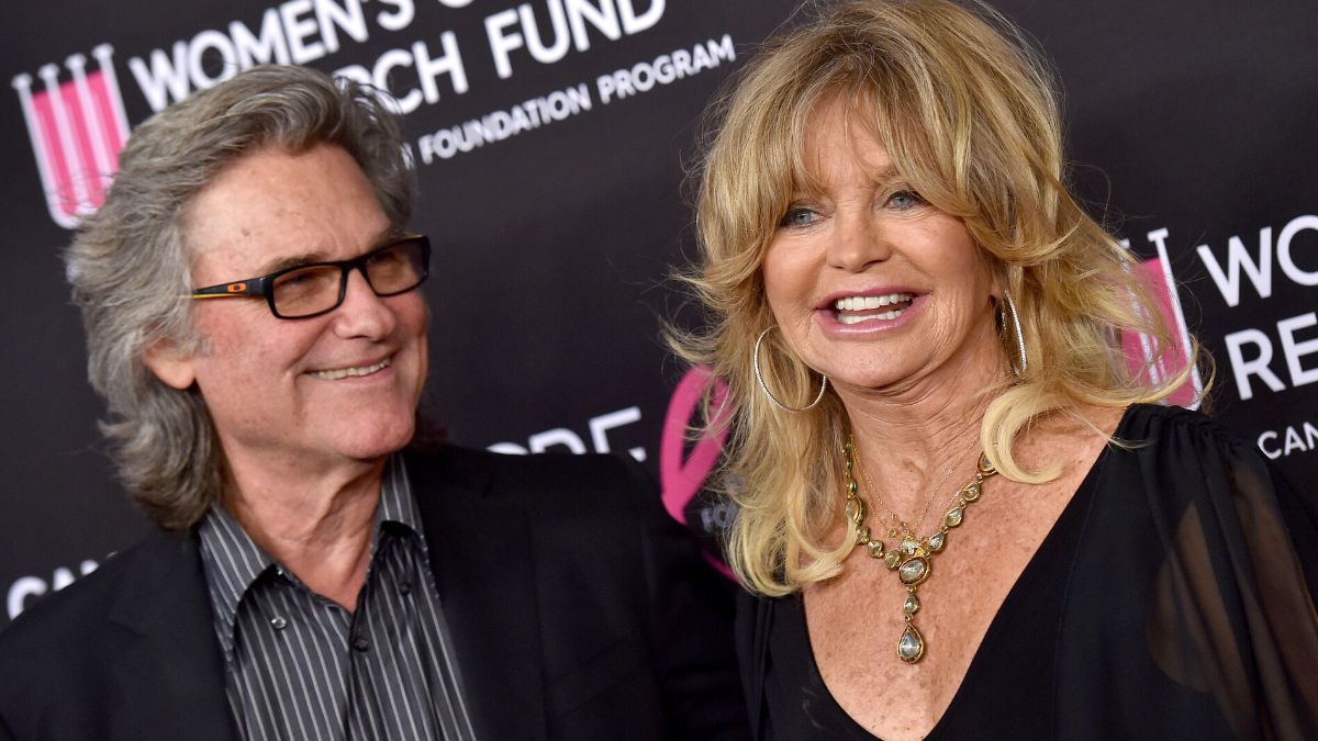 BEVERLY HILLS, CALIFORNIA - FEBRUARY 28: Kurt Russell and Goldie Hawn attend The Women's Cancer Research Fund's An Unforgettable Evening Benefit Gala at the Beverly Wilshire Four Seasons Hotel on February 28, 2019 in Beverly Hills, California.