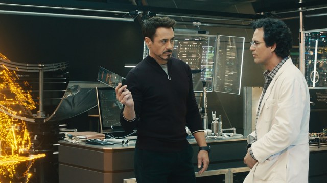 Mark Ruffalo Tries to Avoid Trouble When Addressing an Iron Man Return - Vimarsana News