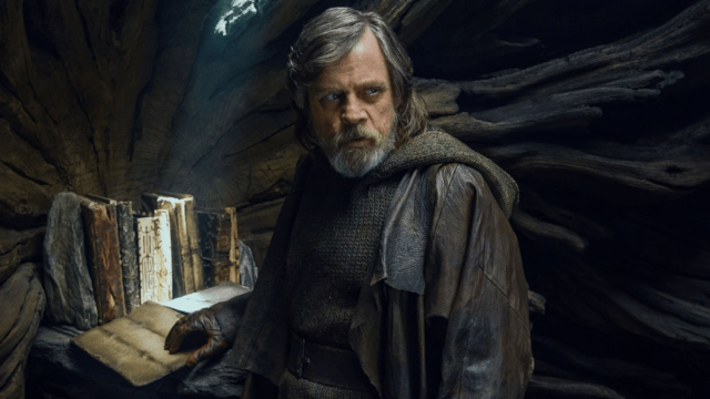 Describing the 'Star Wars' Sequels in a Single Sentence Opens a Can of Online Worms - Vimarsana News