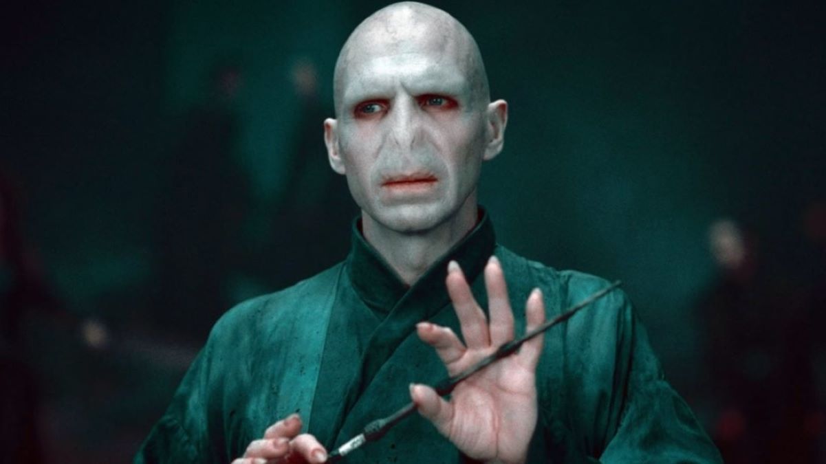 Voldemort with the Elder Want in Harry Potter and the Deathly Hallows
