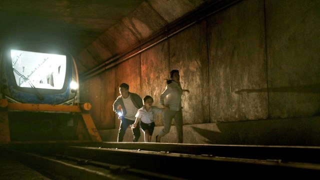 A Subterranean Creature Feature Gets Trapped in the Streaming Tunnels - Vimarsana News