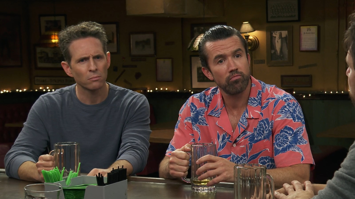 Always Sunny's Rob McElhenney finally had a catch with Chase Utley