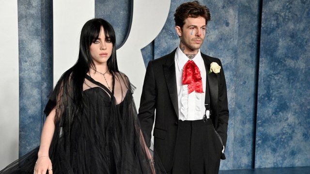 Billie Eilish Splits With Jesse Rutherford After Six Months, and Doves Cry - Vimarsana News