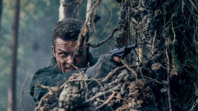 Latest Netflix News: Subscribers Double Down on Their Obsession With Bad Horror as the Hate Train for a 'Stranger Things' Star Comes to Life - Vimarsana News