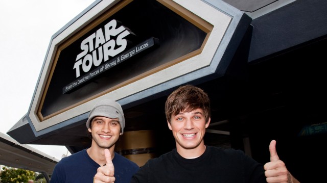 Disneyland's First 'Star Wars' Ride Was Meant For Different Space Movie - Vimarsana News