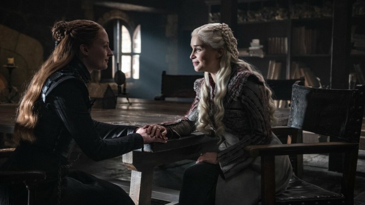 Daenerys and Sansa.