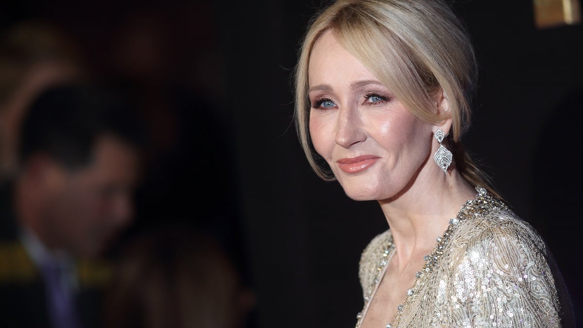 J.K. Rowling Provides a Reminder of Her Wealth, Indifferent to Hatred.