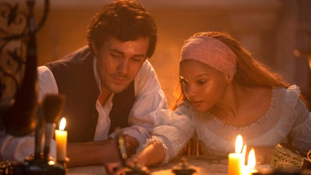 Latest Disney News: 'The Little Mermaid' Flips Critics the Bird as the Film's Director Opens up About Omitting Fan-Favorite Characters - Vimarsana News
