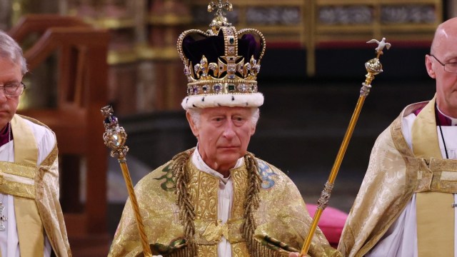 King Charles' Coronation Live Updates: The Coronation Adds a 'Faith' Twist While Battling Meghan Markle's 'Presence' - Vimarsana News