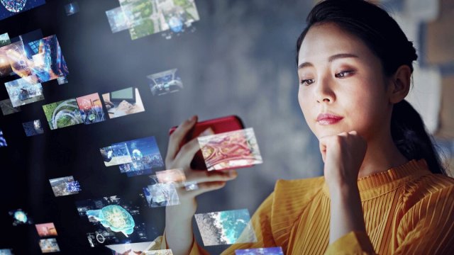 A woman surrounded by apps.