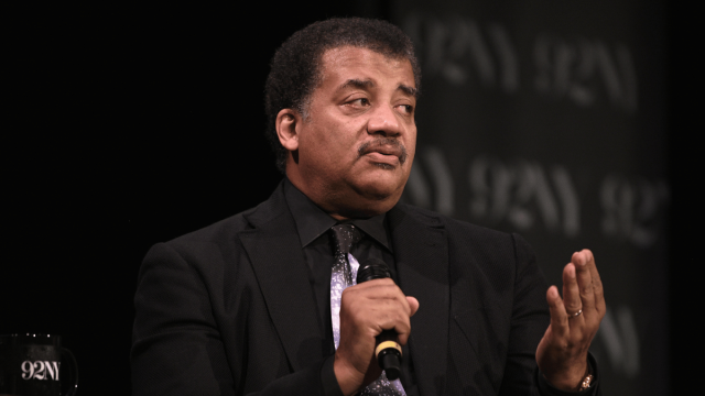 Neil Degrasse Tyson Gets Real on if It's Worth Going to College - Vimarsana News