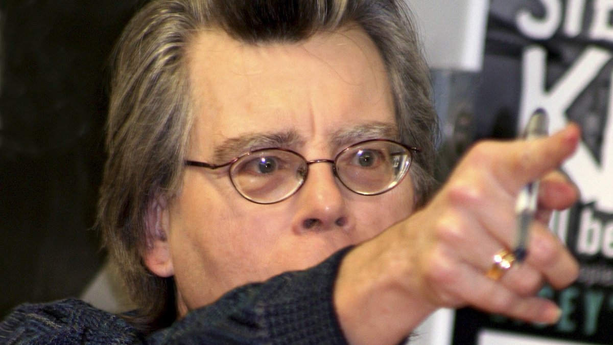 Stephen King during the popular book-signing event at Asda supermarket in, Watford, England. Hundreds of people came, some from far away and some waited for up to ten hours to have the chance to see the world famous bestselling and highly creative author Stephan King, promoting his new novel, Lisey's Story. Stephan King is the author of over forty books. King was awarded the National Book Foundation Medal for Distinguished Contribution to American Letters in 2003. He lives in, Maine, USA with his wife, the novelist Tabitha King. England,