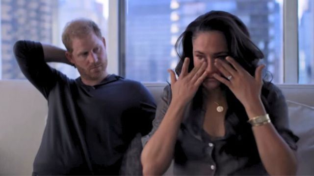 Harry and Meghan Reportedly Given an Ultimatum by Netflix - Vimarsana News