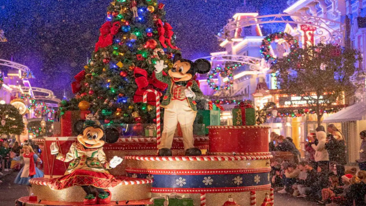 Disney Will Host A Glamorous 10-Night Holiday Event This Christmas