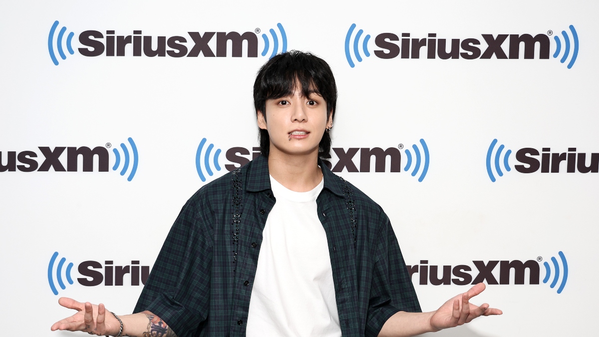 Army Members Fear for Safety as a Blacklisted ‘Jungkook Sasaeng’ Eyes