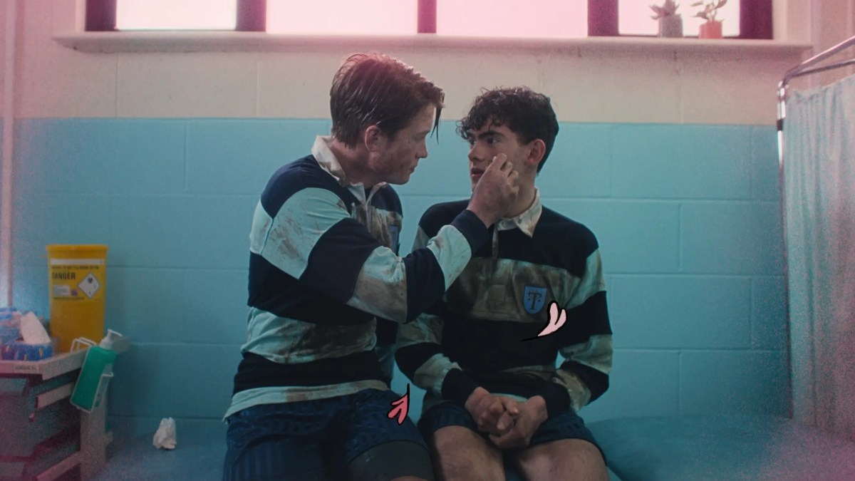 10 Vital Differences Between Netflix’s ‘Heartstopper’ and the Graphic Novel