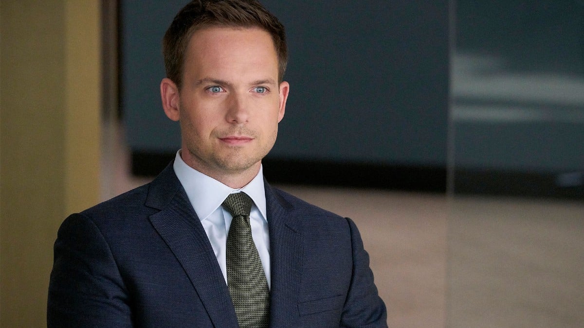 Harvey Specter, Meet Mike Ross | Suits - YouTube