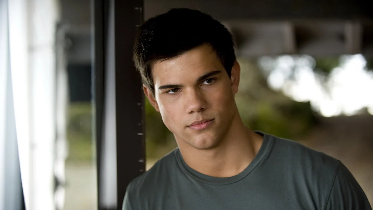 Taylor Lautner as Jacob Black in 'The Twilight Saga: New Moon'