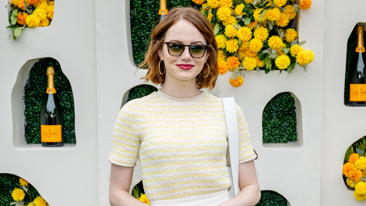 Emma Stone’s Spider-Gwen Haircut Reveal Has Everyone Convinced Their ...