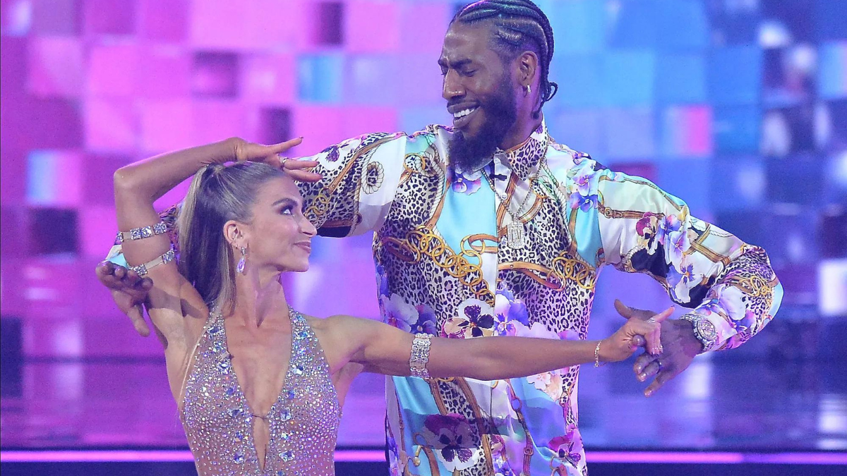 Every Professional Athlete Who Has Competed For The Mirrorball Trophy ...