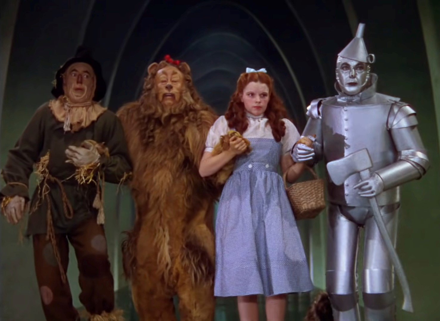 How old was Judy Garland in 'The Wizard of Oz?' - We Got This Covered