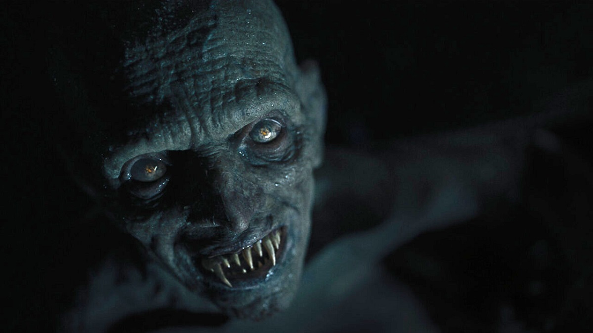 Here's a Nice Clear Look at Javier Botet's Dracula in 'Demeter