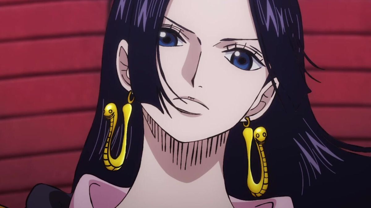 Boa Hancock tilting her head to the right while with hair on her face in One Piece