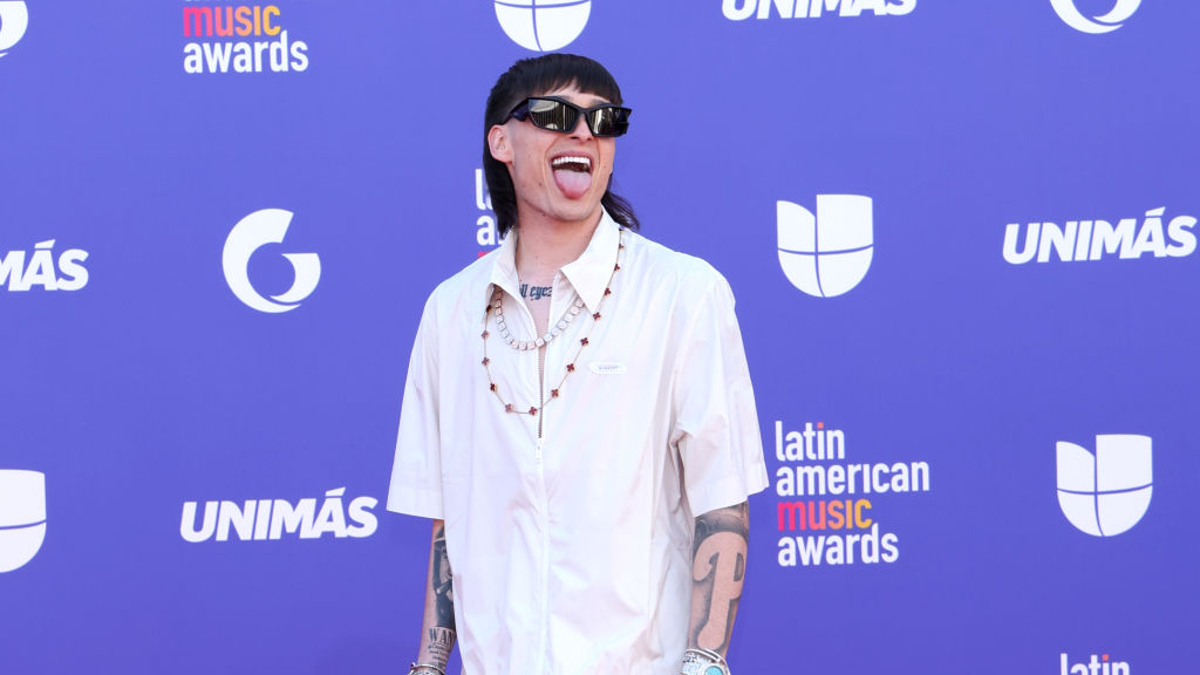 Peso Pluma attends the 2023 Latin American Music Awards at MGM Grand Garden Arena on April 20, 2023 in Las Vegas, Nevada. 