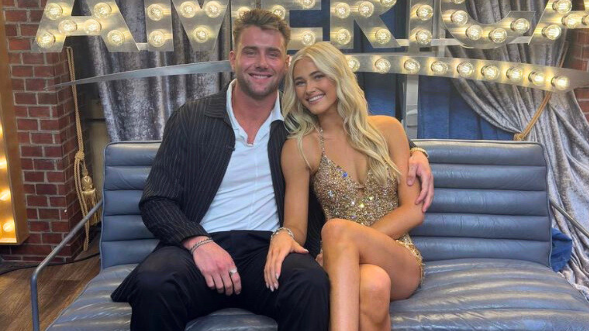 They Look So Hot Lindsay Arnold Dishes On Her Little Sister Rylee s